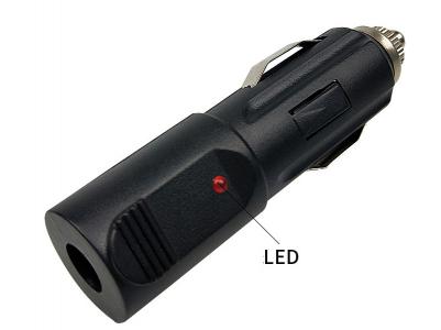 Adapter tal-Lajter tas-Sigaretti tal-Ipplaggja Male Auto b'LED KLS5-CIG-017L